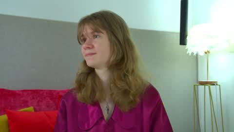 Snapshot of milamaelis chatting on March 15, 6:30 am Mila online show from March 15, 6:30 am