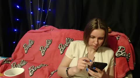 MilAna online show from April 27, 7:01 pm