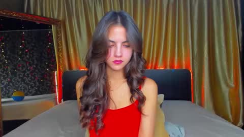 Snapshot of milana_crystal_ chatting on September 23, 7:11 am Milana online show from September 23, 7:11 am