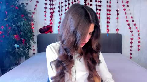 Snapshot of milana_crystal_ chatting on February 22, 8:13 am Milana online show from February 22, 8:13 am