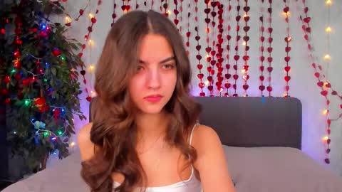 Snapshot of milana_crystal_ chatting on February 26, 8:24 am Milana online show from February 26, 8:24 am