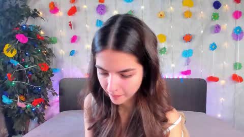 Snapshot of milana_crystal_ chatting on March 16, 8:07 am Milana online show from March 16, 8:07 am