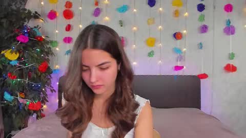 Snapshot of milana_crystal_ chatting on March 25, 8:09 am Milana online show from March 25, 8:09 am