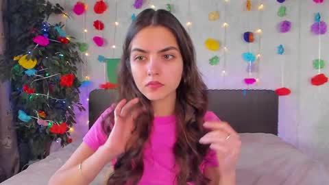 Snapshot of milana_crystal_ chatting on March 29, 7:08 am Milana online show from March 29, 7:08 am