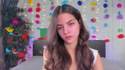 Snapshot of milana_crystal_ chatting on March 30, 7:20 am Milana online show from March 30, 7:20 am