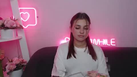 milanaangelas online show from January 10, 6:09 am