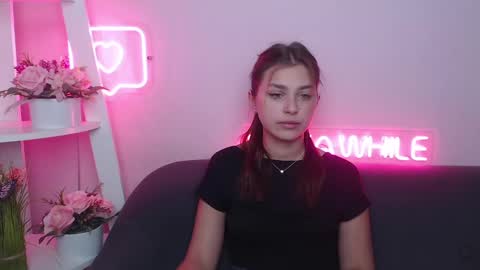milanaangelas online show from January 25, 5:51 am
