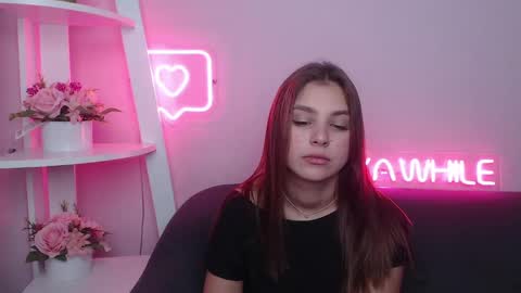milanaangelas online show from February 17, 11:44 am