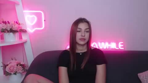 milanaangelas online show from February 24, 5:43 am