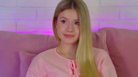 MilanaBalmain online show from January 17, 4:28 am