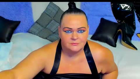 Lana online show from October 11, 5:39 am