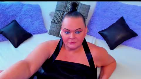 Lana online show from December 15, 9:02 am