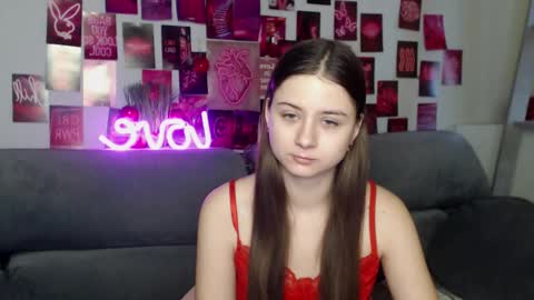 milanaroz online show from November 20, 5:51 am