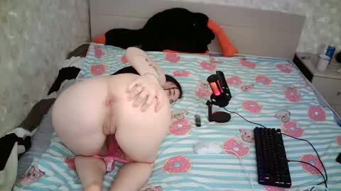 Snapshot of milanaxangel chatting on March 5, 9:37 pm MilanaXAngel online show from March 5, 9:37 pm