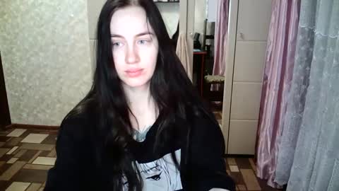 Snapshot of milanaxangel chatting on March 9, 3:27 pm MilanaXAngel online show from March 9, 3:27 pm