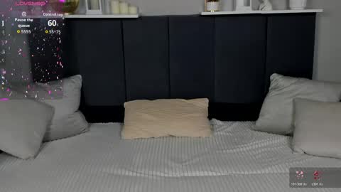 Snapshot of milanaxhoney chatting on March 16, 12:49 am milanaxhoney online show from March 16, 12:49 am