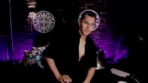 Snapshot of milandavid1 chatting on March 22, 5:27 pm milandavid1 online show from March 22, 5:27 pm