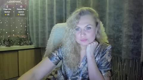 milanna_x online show from December 14, 10:36 pm