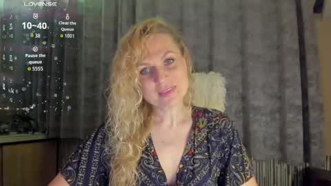 milanna_x online show from May 14, 10:38 pm