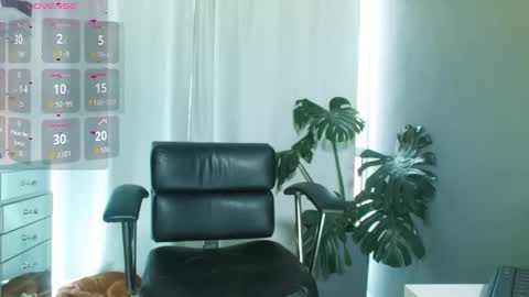 MILAN SANTANA online show from October 9, 7:01 pm