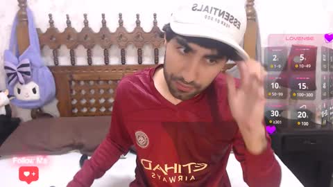 Snapshot of milanzaire chatting on March 10, 1:12 am milanzaire online show from March 10, 1:12 am