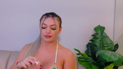 Sexy Mila  online show from May 11, 4:04 pm