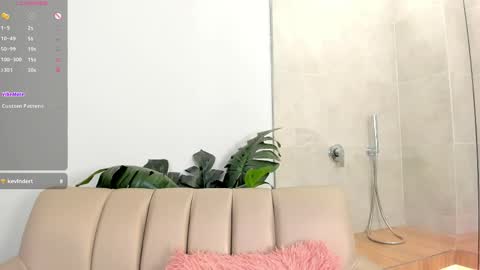 Sexy Mila  online show from May 14, 1:51 pm