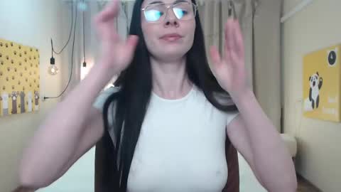 milasecretsss online show from May 5, 7:05 am