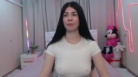 milasecretsss online show from May 16, 6:21 am