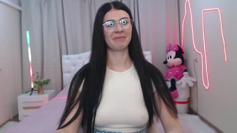 milasecretsss online show from May 16, 10:36 am