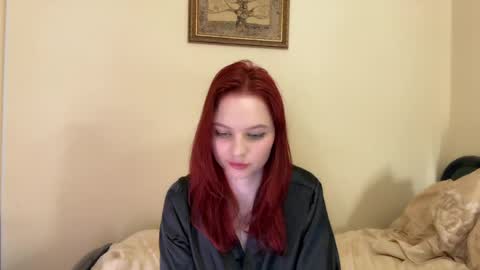 Snapshot of milav_ chatting on May 1, 5:06 pm Lana online show from May 1, 5:06 pm