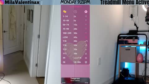 Snapshot of milavalentinax chatting on March 17, 1:21 am Mila Valentina online show from March 17, 1:21 am