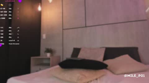 Snapshot of mile_perez chatting on March 4, 12:11 pm M I L E online show from March 4, 12:11 pm