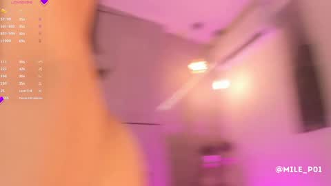 Snapshot of mile_perez chatting on March 30, 12:17 pm M I L E online show from March 30, 12:17 pm