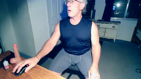 Snapshot of milehi1958 chatting on October 9, 10:35 am Milehi1958 online show from October 9, 10:35 am