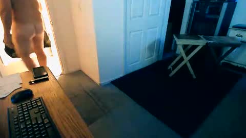 Snapshot of milehi1958 chatting on October 27, 9:24 am Milehi1958 online show from October 27, 9:24 am