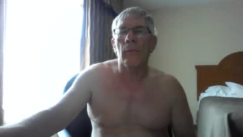 Milehi1958 online show from June 28, 12:44 pm