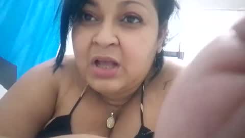 Snapshot of milen50257 chatting on October 2, 9:33 pm milen50257 online show from October 2, 9:33 pm