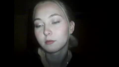 Snapshot of milena391630 chatting on February 22, 10:09 pm Milena new nonude shy blonde natural online show from February 22, 10:09 pm