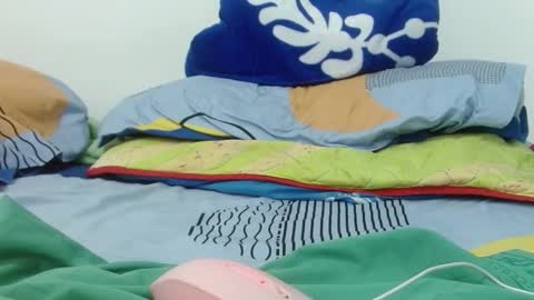 Snapshot of milena_hoot_ chatting on October 23, 12:10 am MILENA online show from October 23, 12:10 am