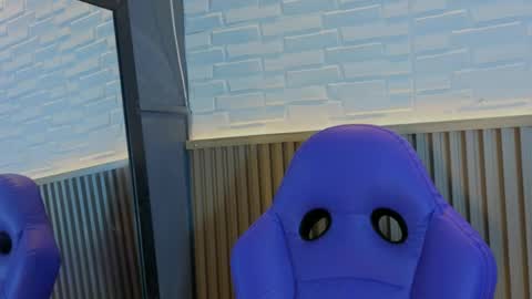 Snapshot of milena_lawson chatting on May 13, 11:51 am milena_lawson online show from May 13, 11:51 am