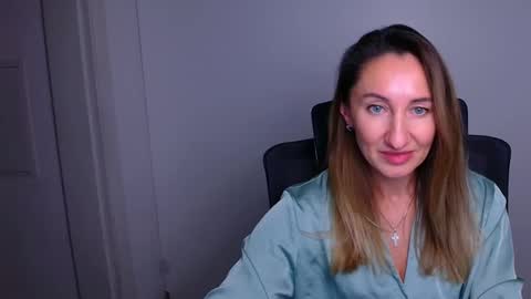 Milena online show from December 17, 8:53 am