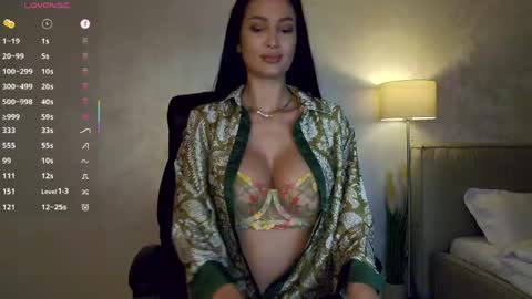 M online show from May 13, 10:01 am