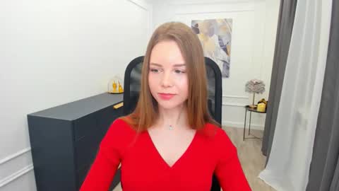 mileygloss online show from March 9, 4:27 am