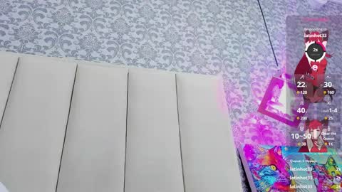 MILEY online show from February 4, 10:45 pm