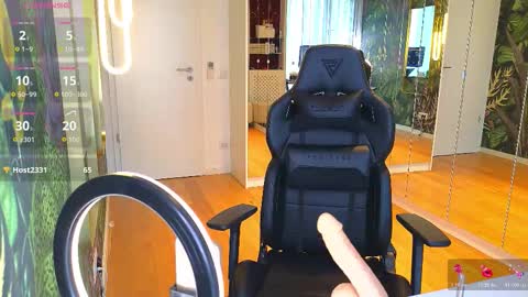 Miley Sin online show from March 5, 2:13 pm