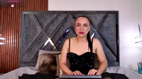Snapshot of milf__celeste chatting on April 27, 2:04 pm milf__celeste online show from April 27, 2:04 pm