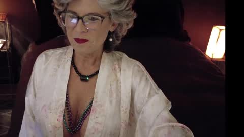 Fabiola online show from April 3, 9:13 pm