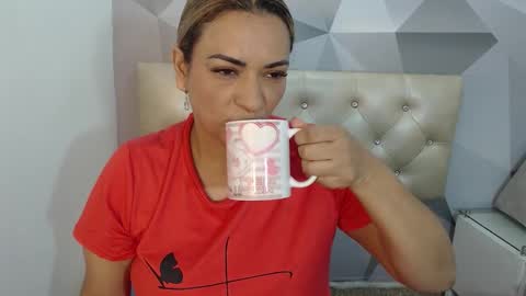 milf_hugeboobs online show from January 17, 10:42 am