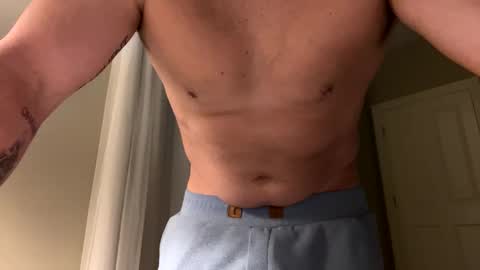 Snapshot of milf_hunter2222 chatting on March 31, 12:05 pm milf_hunter2222 online show from March 31, 12:05 pm